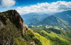 Đón bình minh từ đỉnh Pha Luông – Nóc nhà Mộc Châu